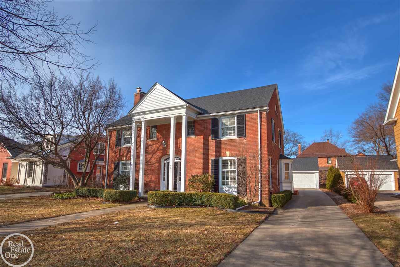 1147 Harvard Road Grosse Pointe, MI 48230 - Photo 46 of 48 31342989-45.JPG