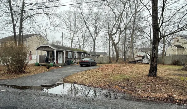 $199,999 | 90 Wavecrest Drive, Mastic Beach, NY 11951