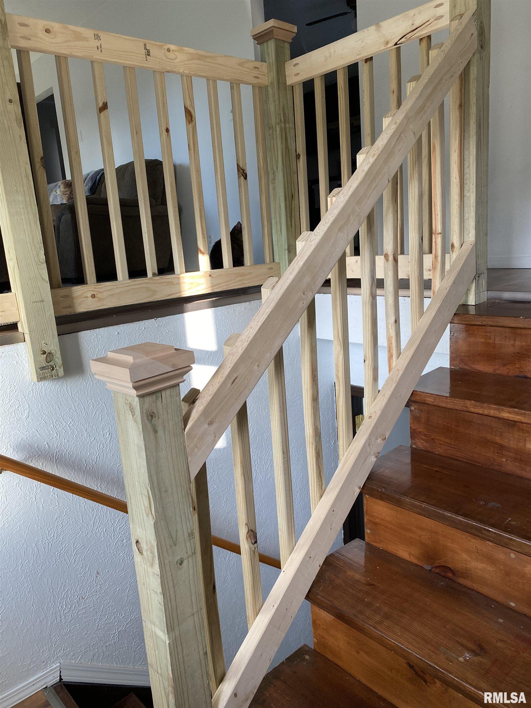 665 North 12th Avenue Canton, IL 61520 - Photo 15 of 48