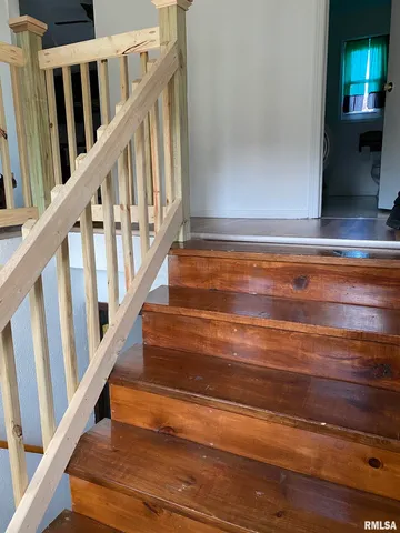 $144,900 | 665 North 12th Avenue, Canton, IL 61520