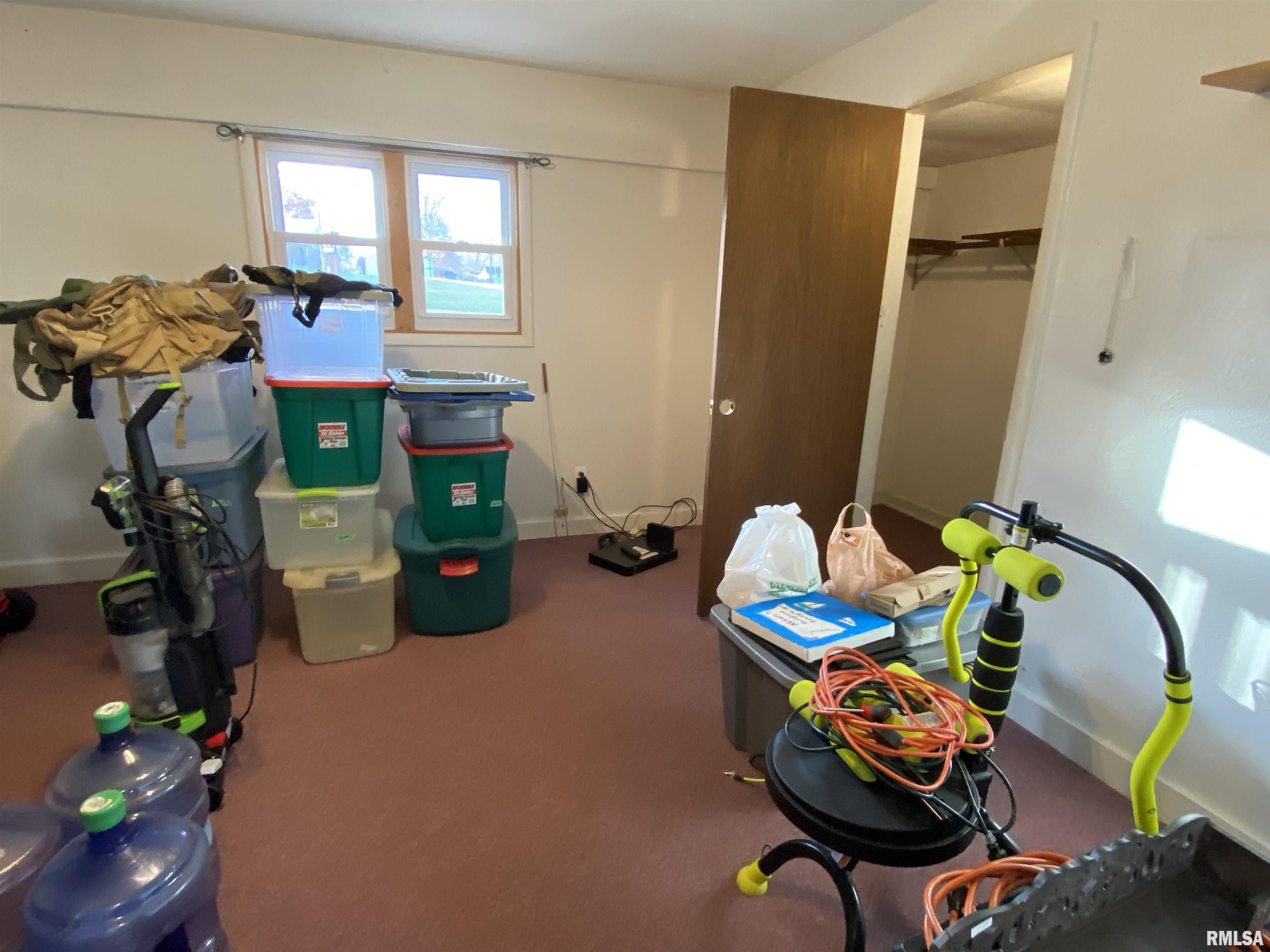 665 North 12th Avenue Canton, IL 61520 - Photo 36 of 48