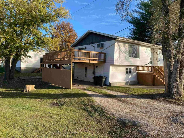 $144,900 | 665 North 12th Avenue, Canton, IL 61520