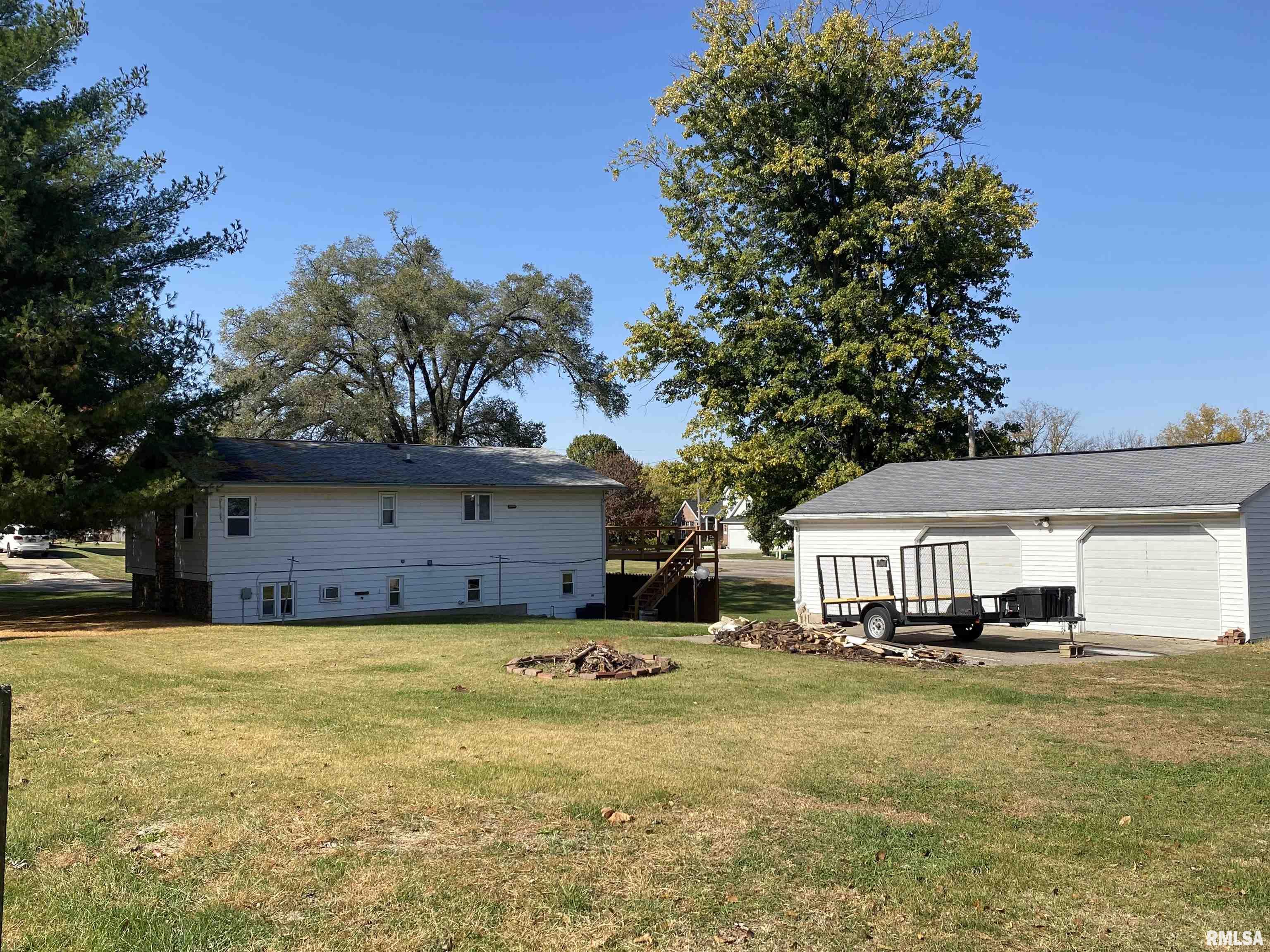 665 North 12th Avenue Canton, IL 61520 - Photo 7 of 48