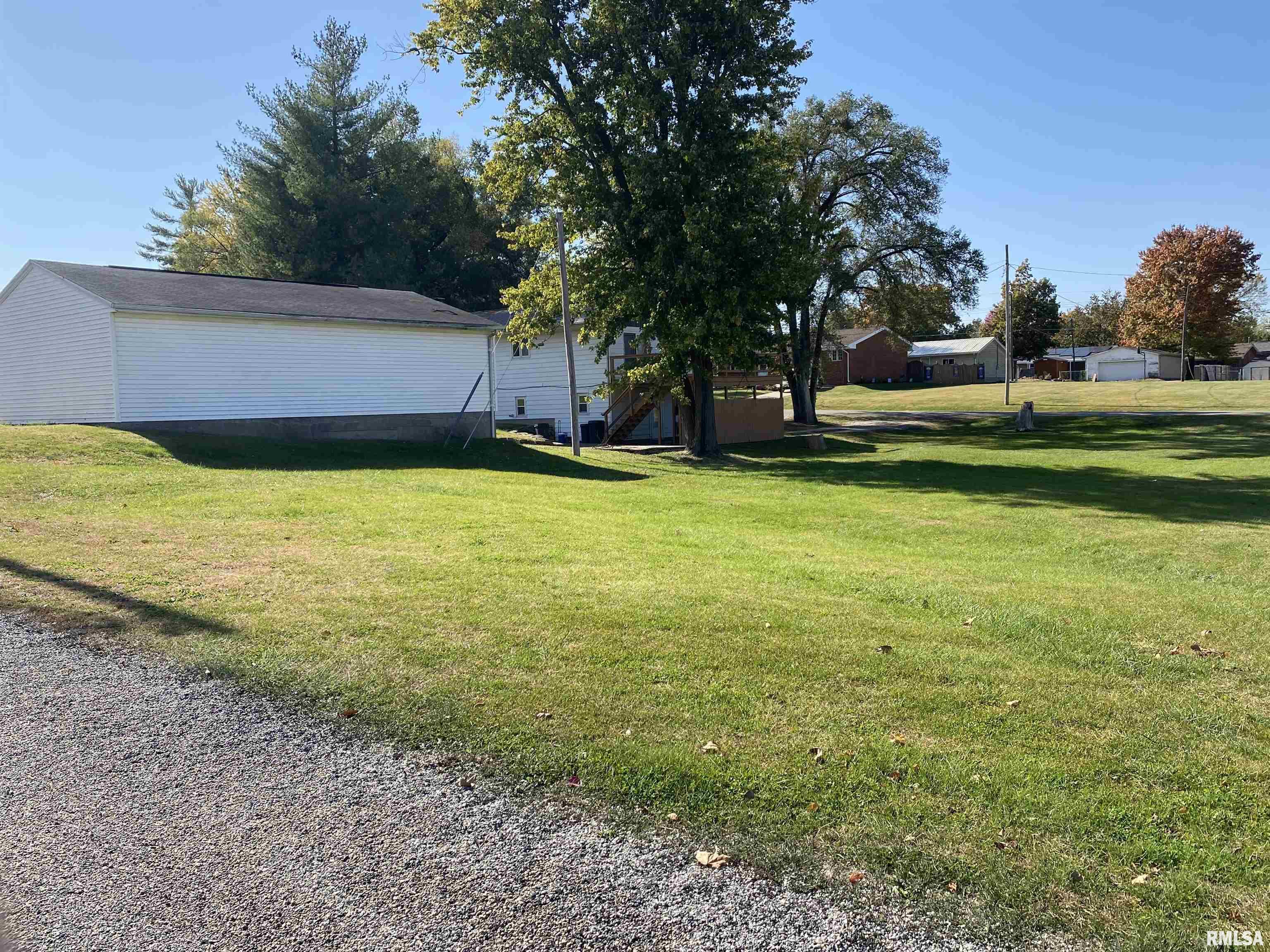 665 North 12th Avenue Canton, IL 61520 - Photo 10 of 48