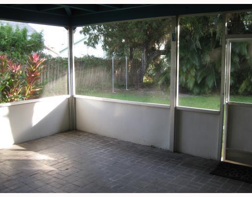 4156 County Line Road Jupiter, FL 33469 - Photo 9 of 10 Patio
