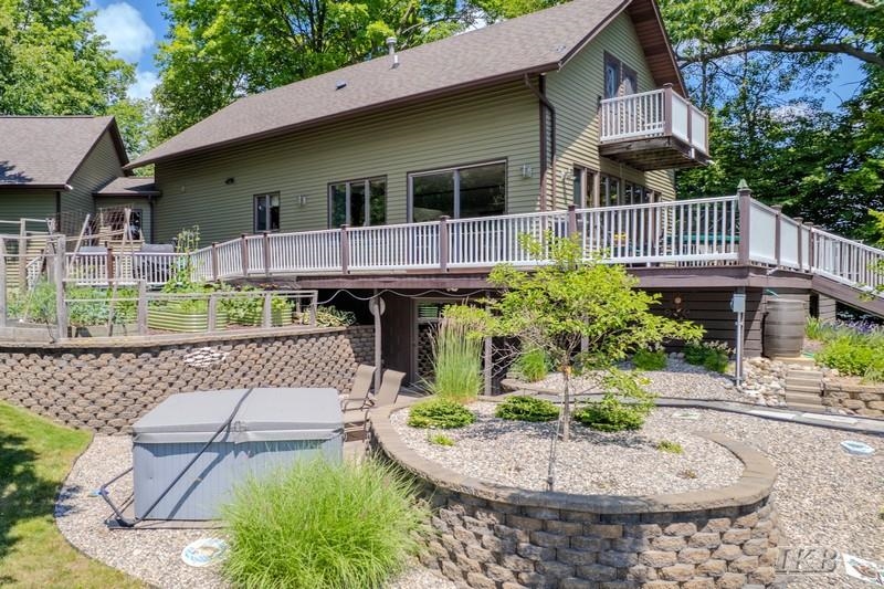 5124 Islanders Way Gladwin, MI 48624 - Photo 35 of 89