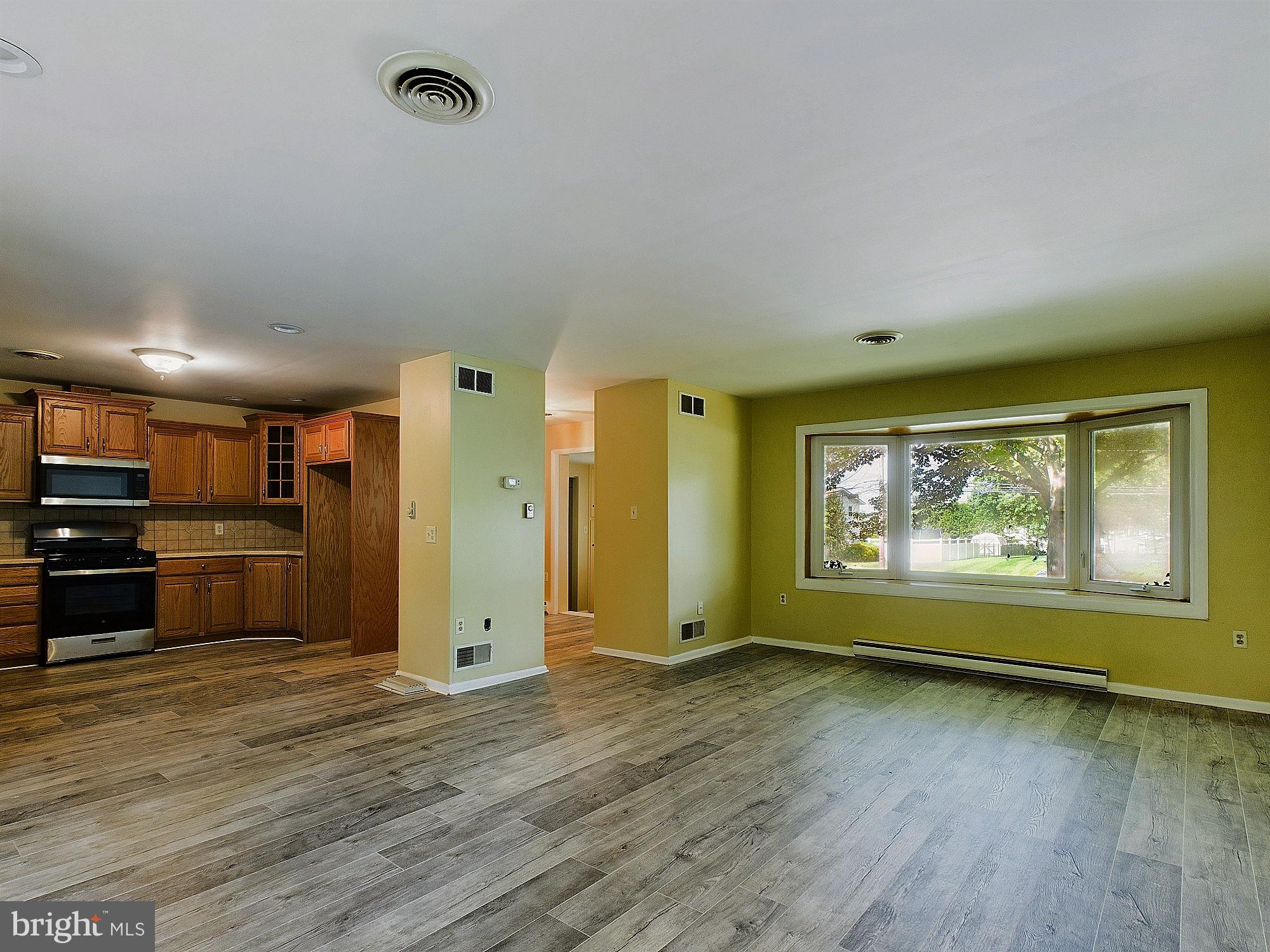 2213 Dover Road Harrisburg, PA 17112 - Photo 13 of 39