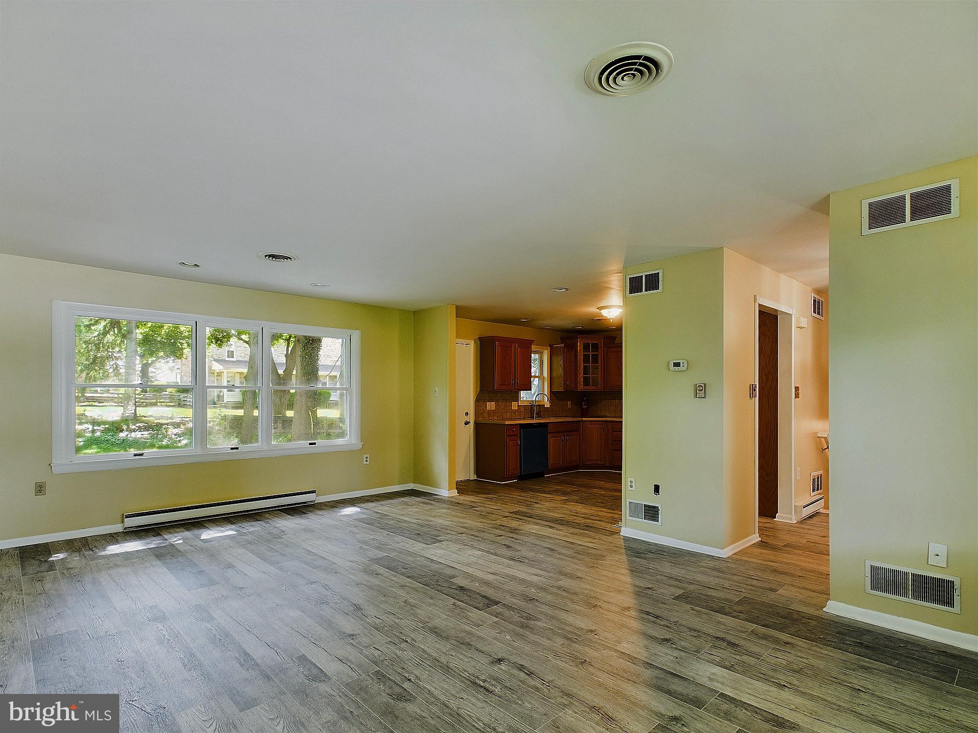 2213 Dover Road Harrisburg, PA 17112 - Photo 14 of 39