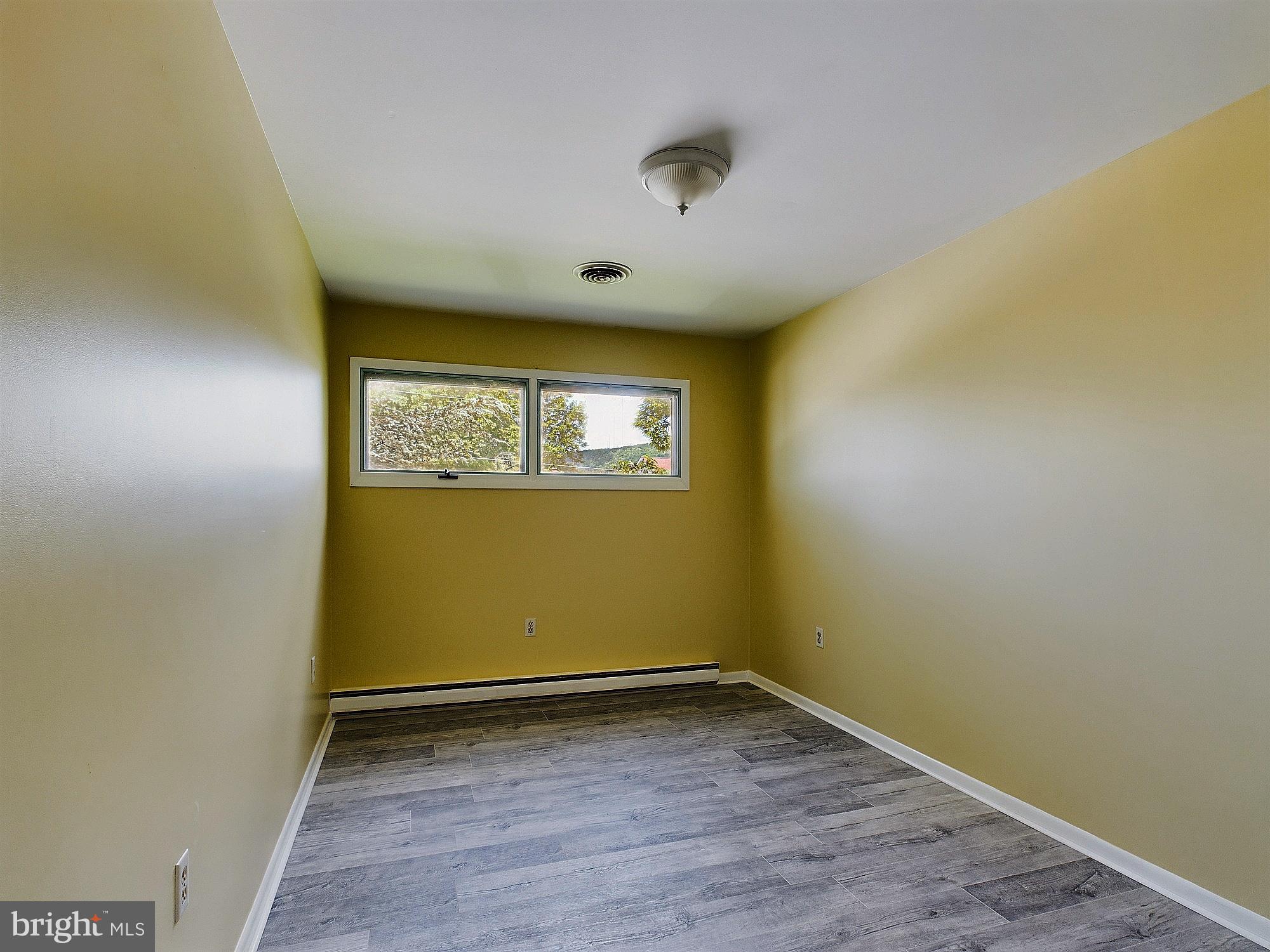 2213 Dover Road Harrisburg, PA 17112 - Photo 16 of 39
