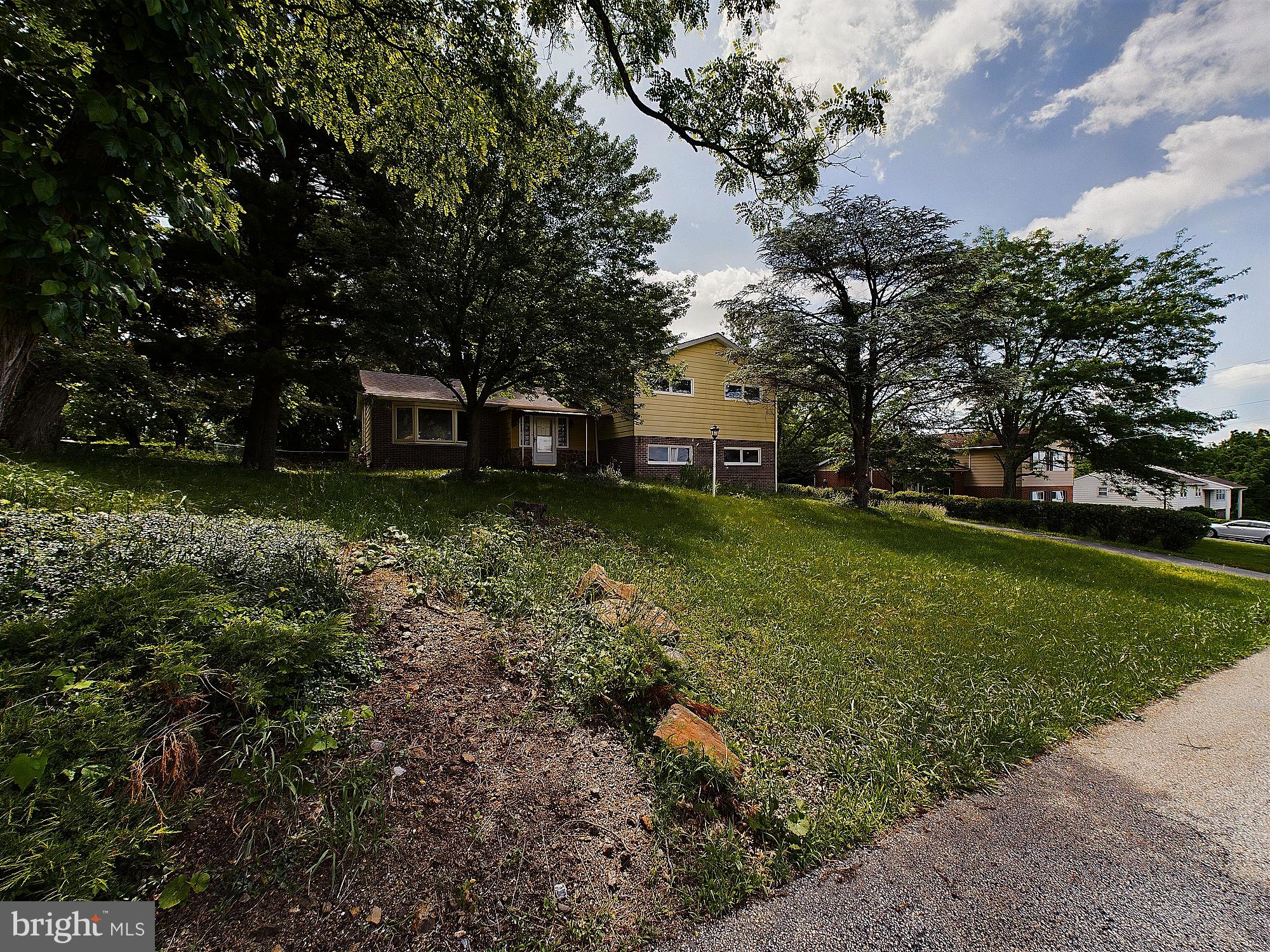 2213 Dover Road Harrisburg, PA 17112 - Photo 2 of 39