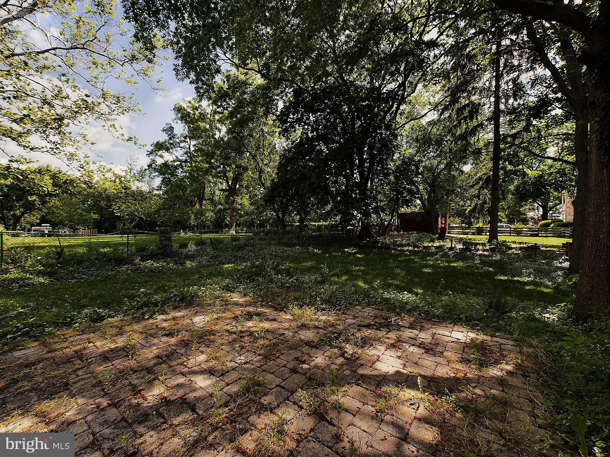 2213 Dover Road Harrisburg, PA 17112 - Photo 6 of 39