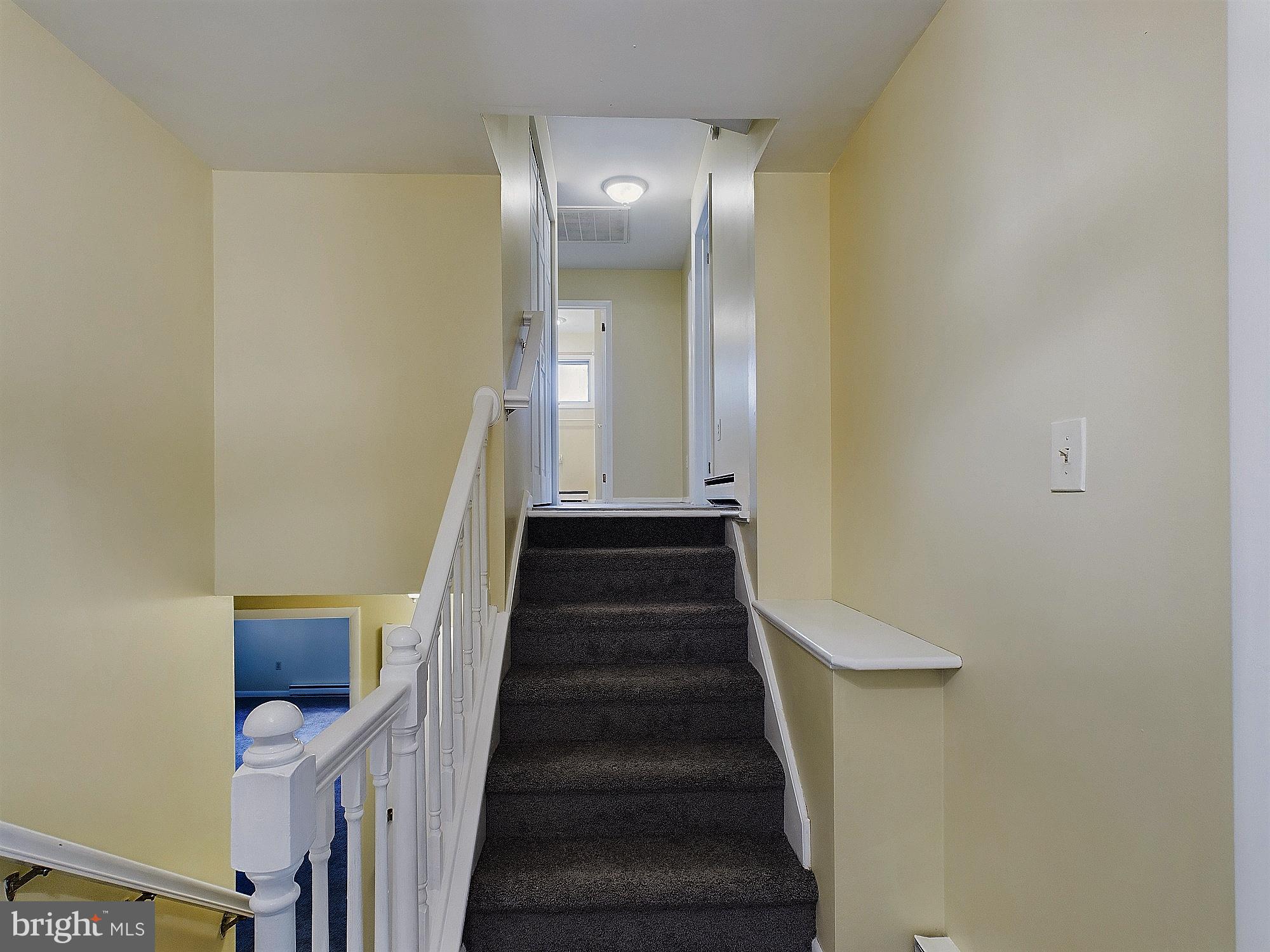 2213 Dover Road Harrisburg, PA 17112 - Photo 9 of 39