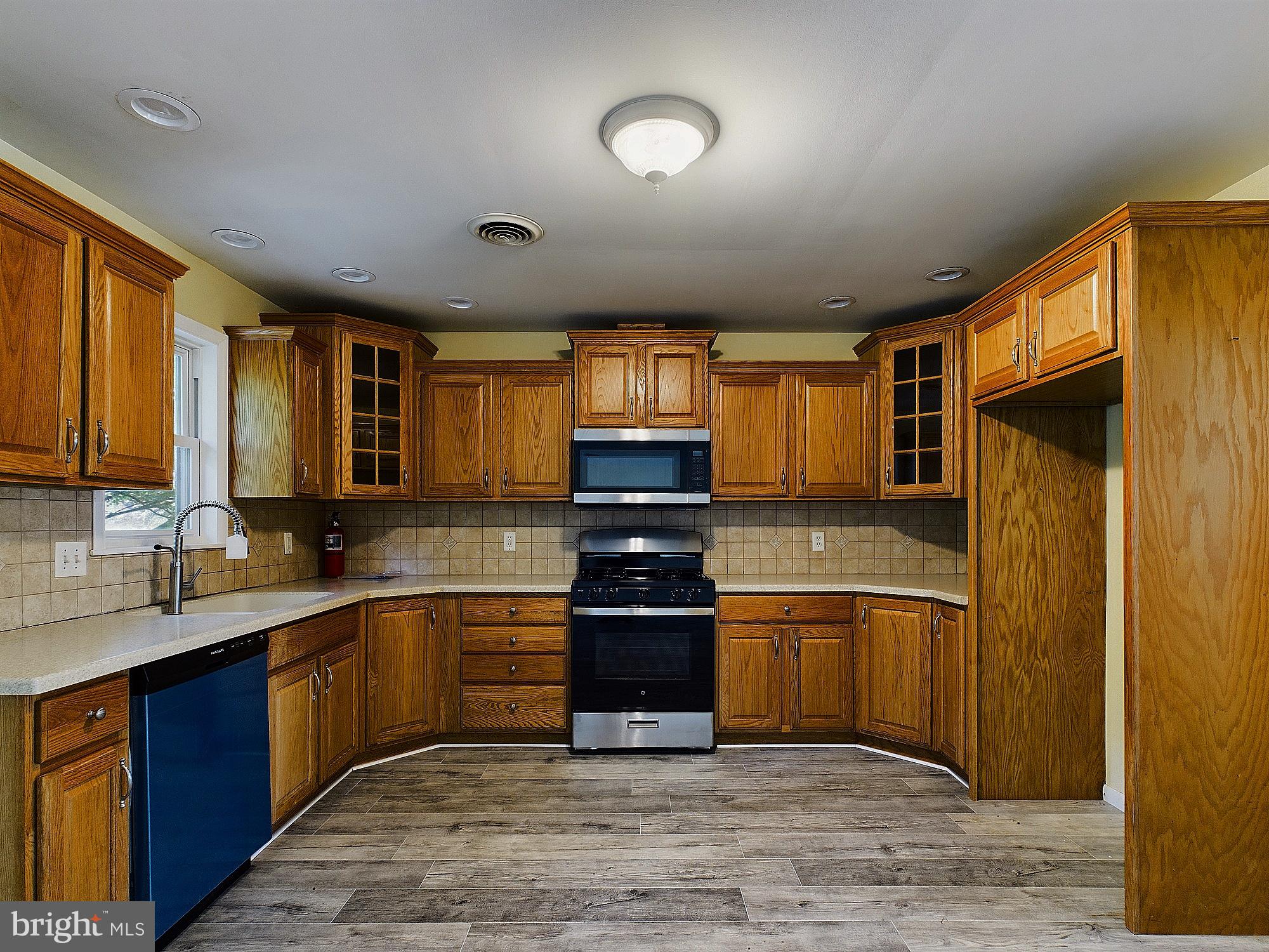 2213 Dover Road Harrisburg, PA 17112 - Photo 10 of 39