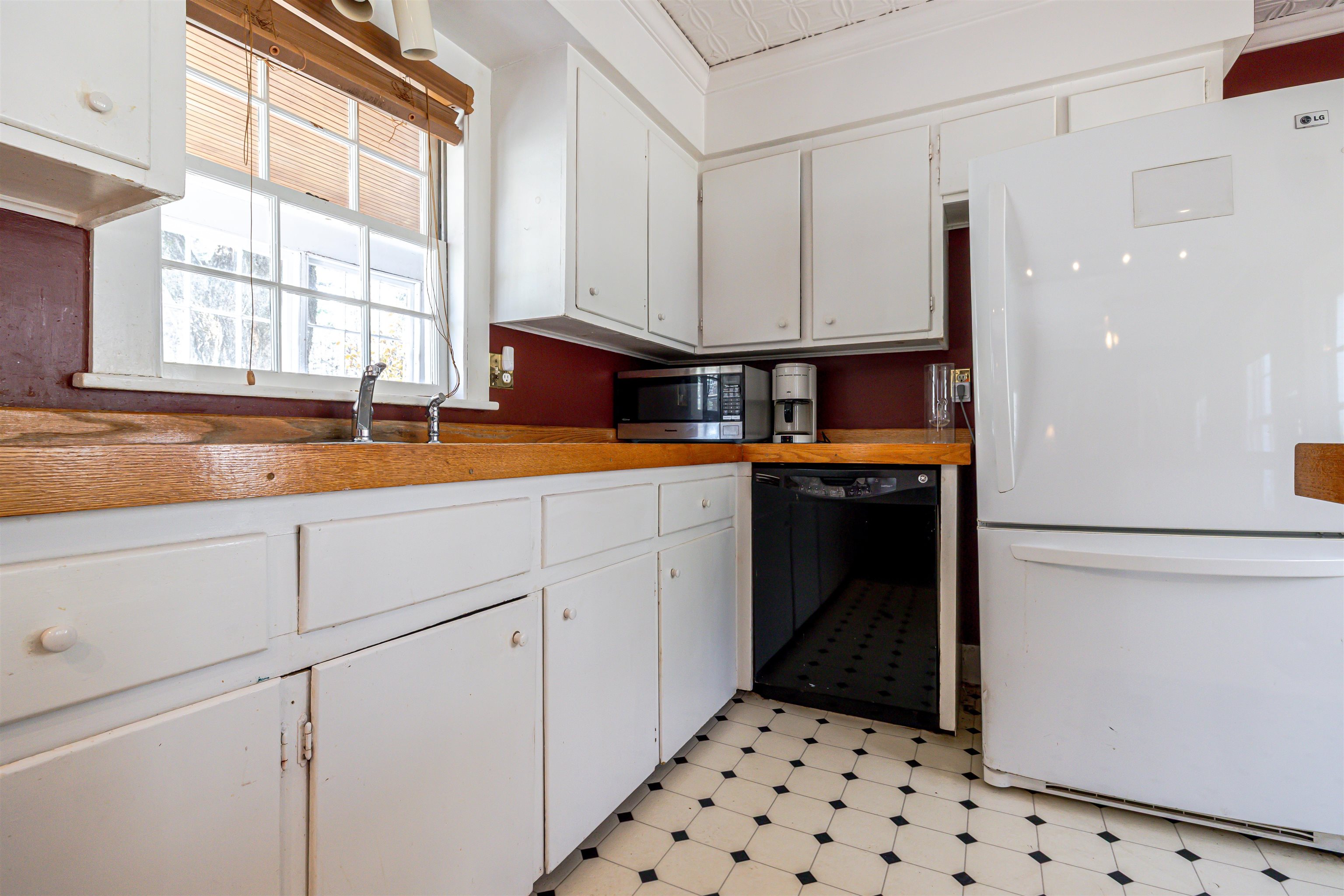 114 Hopkinton Road Concord, NH 03301 - Photo 28 of 59