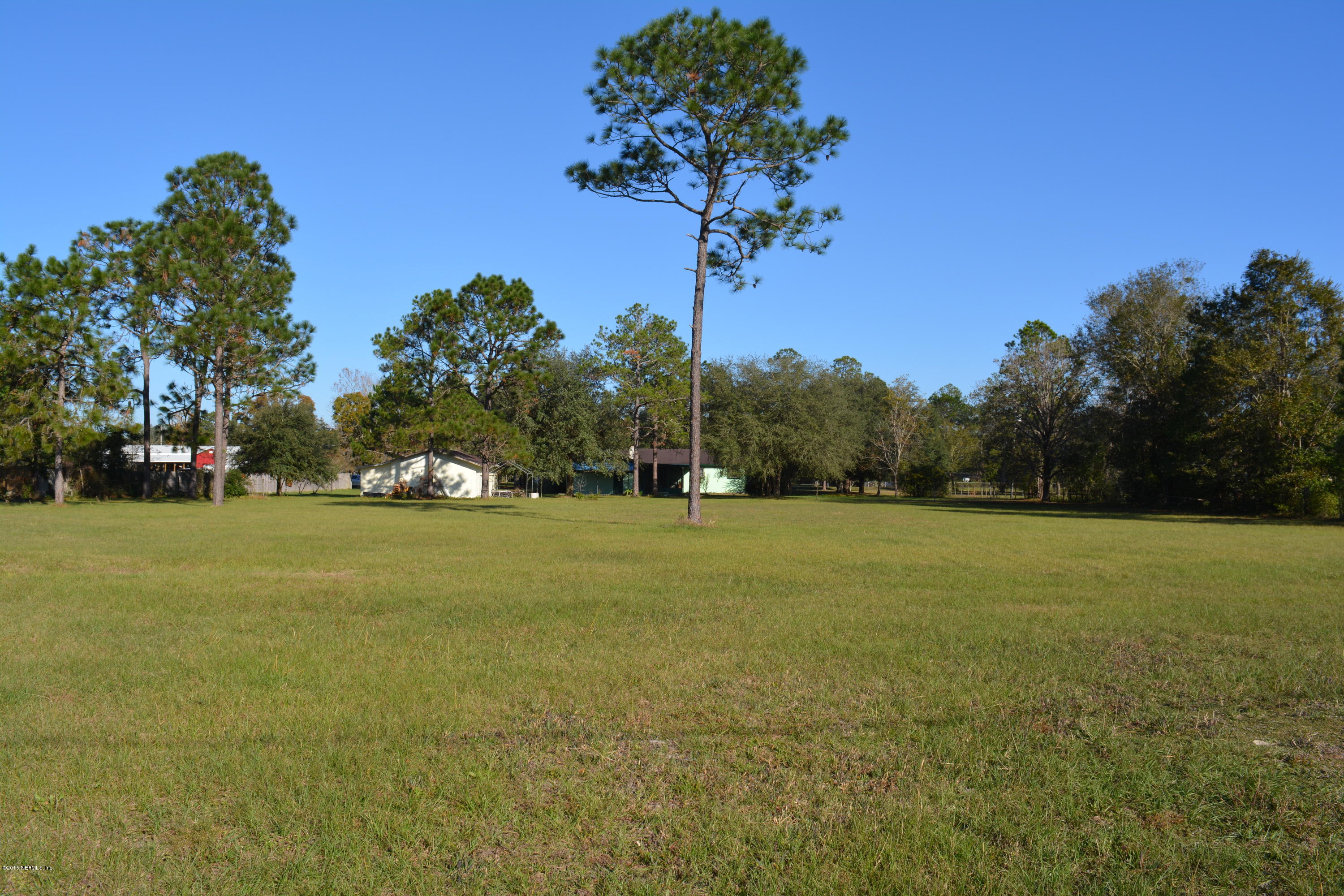 4061 Appaloosa Road Middleburg, FL 32068 - Photo 31 of 43 a view of outdoor space with garden view