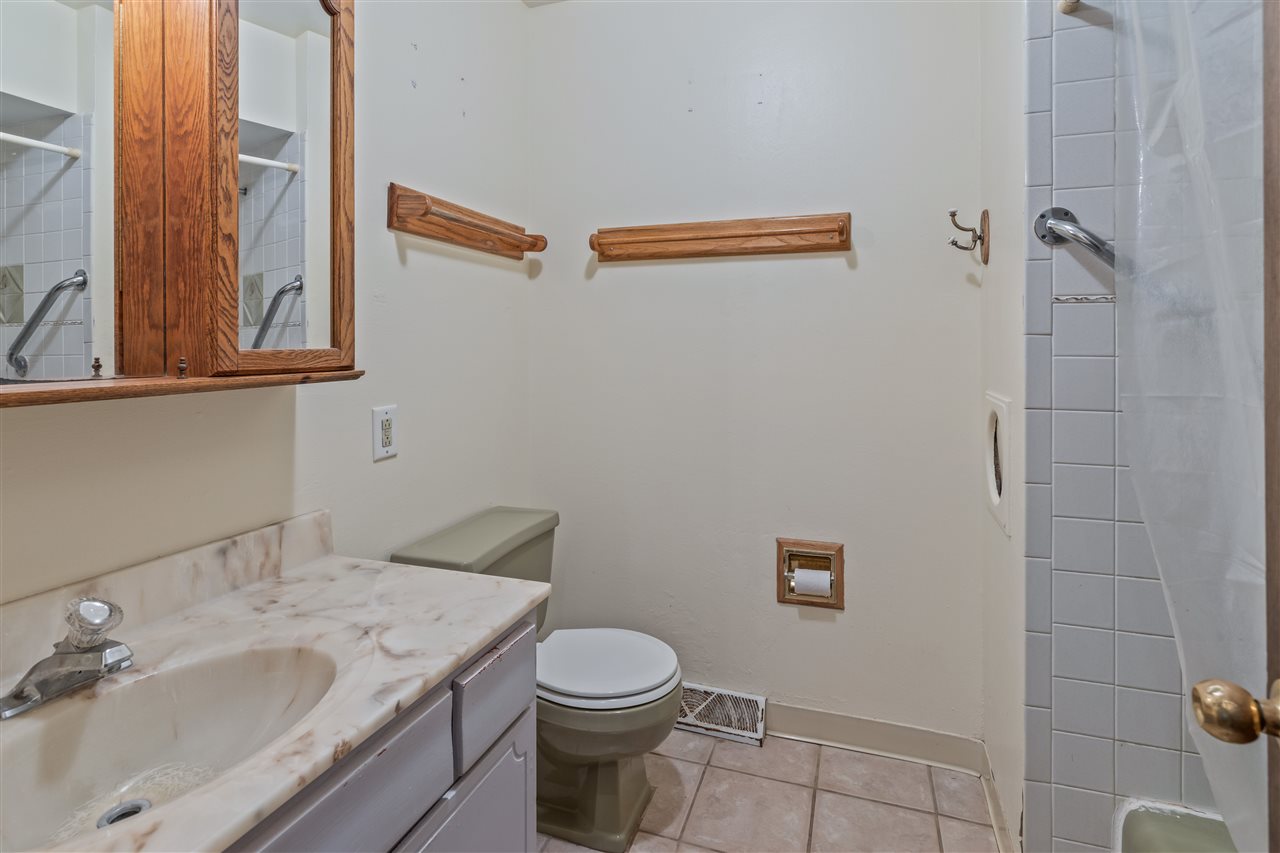 5877 Dover Road Rockford, IL 61109 - Photo 18 of 22 Gallery Image 18