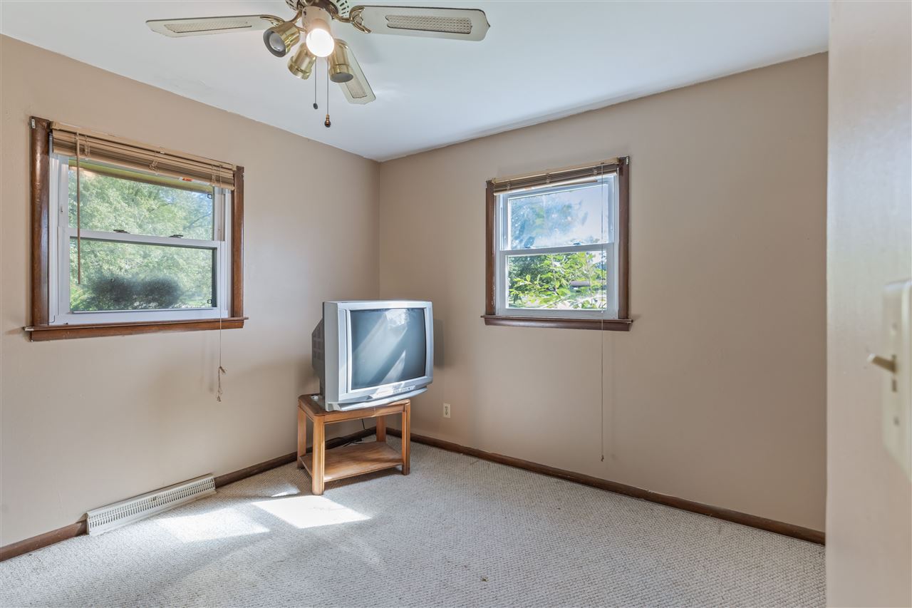 5877 Dover Road Rockford, IL 61109 - Photo 19 of 22 Gallery Image 19
