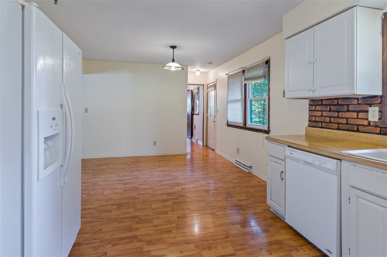 5877 Dover Road Rockford, IL 61109 - Photo 10 of 22 Gallery Image 10
