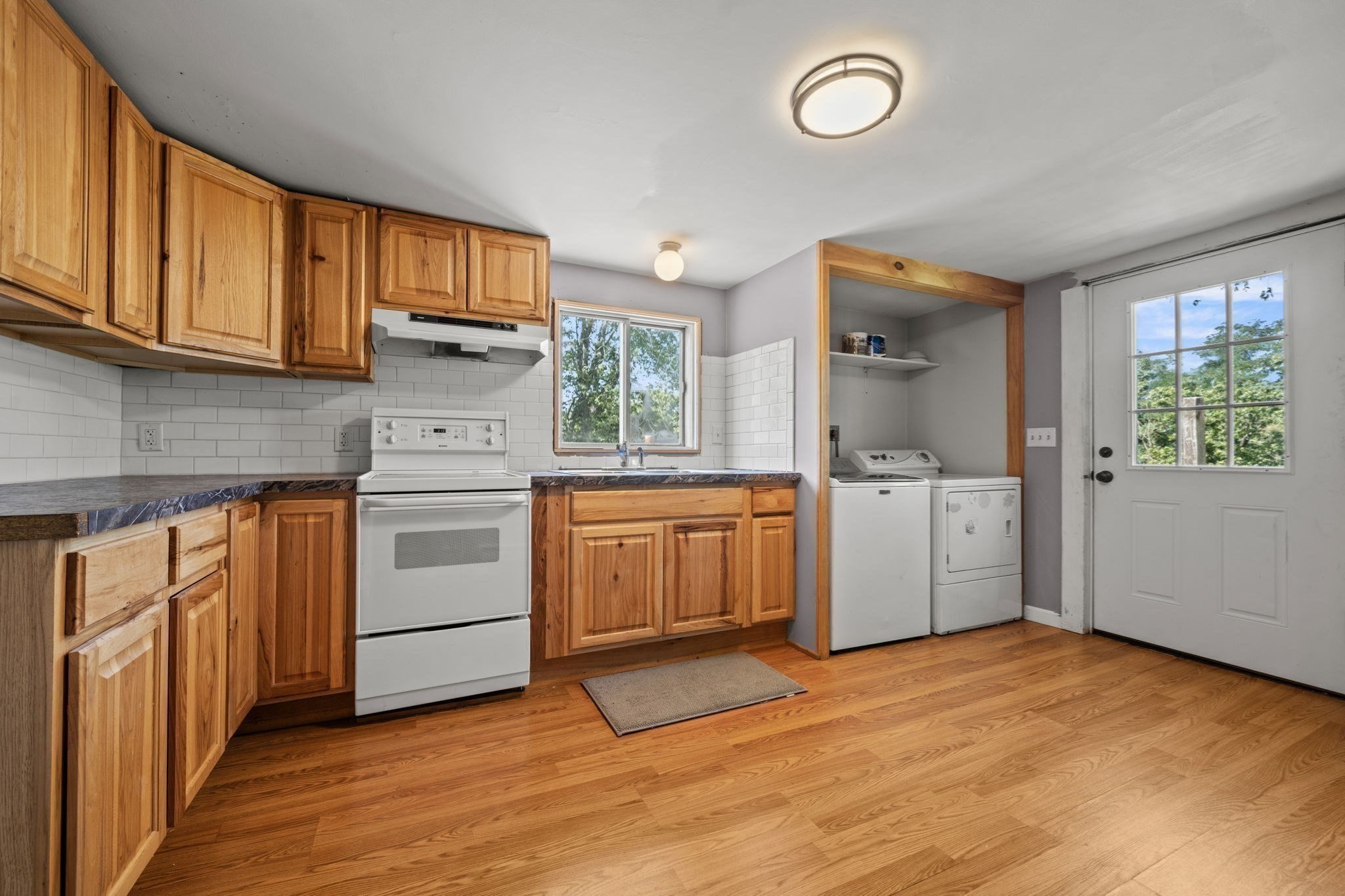52 Forest Park Road Woburn, MA 01801 - Photo 18 of 33 Gallery Image 18