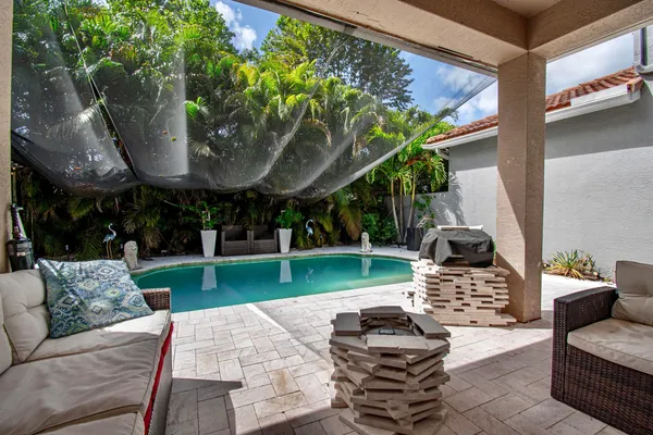 $1,078,000 | 10833 Lake Wynds Court, Boynton Beach, FL 33437
