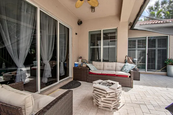 $1,078,000 | 10833 Lake Wynds Court, Boynton Beach, FL 33437