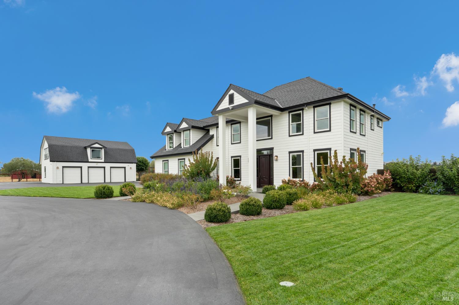 1626 Abramson Road Santa Rosa, CA 95401 - Photo 8 of 94 Gallery Image 8