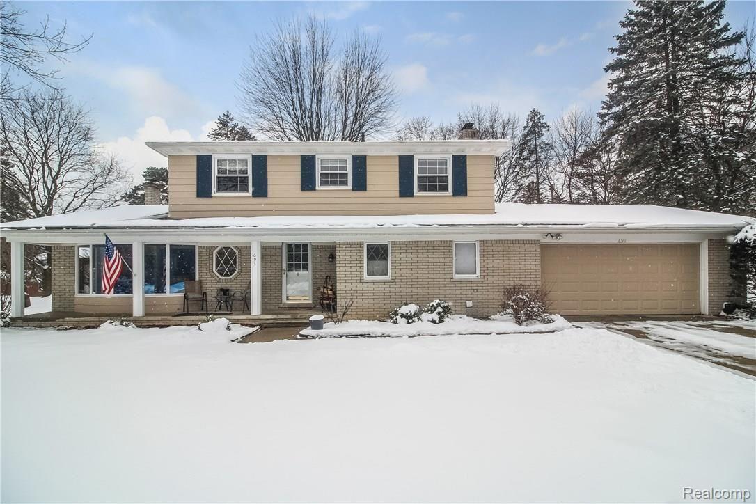 693 Lynndale Court Rochester, MI 48309 - Photo 1 of 22 001-5407002-large.jpg