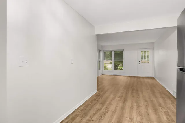 $1,950 | 120 Inglewood Street, Long Lake, MN 55356