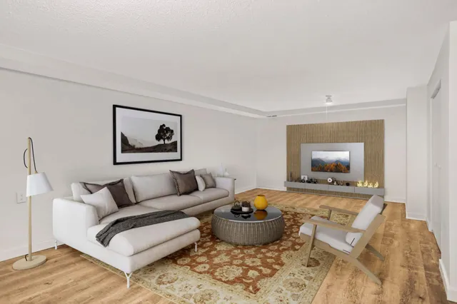 $1,950 | 120 Inglewood Street, Long Lake, MN 55356