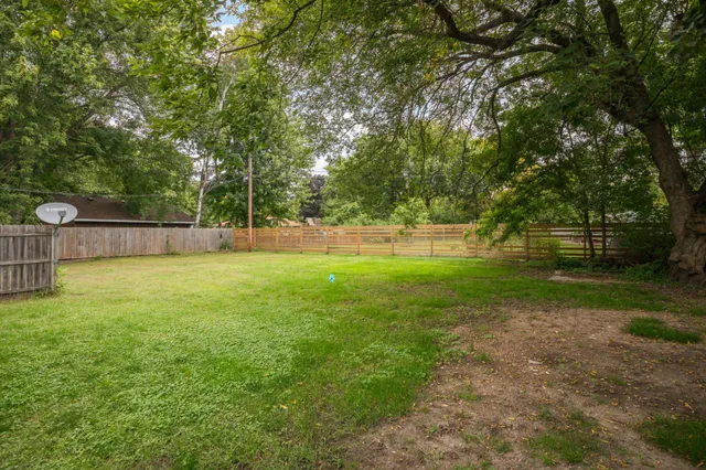 $1,950 | 120 Inglewood Street, Long Lake, MN 55356