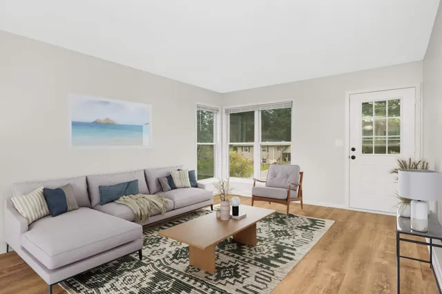 $1,950 | 120 Inglewood Street, Long Lake, MN 55356