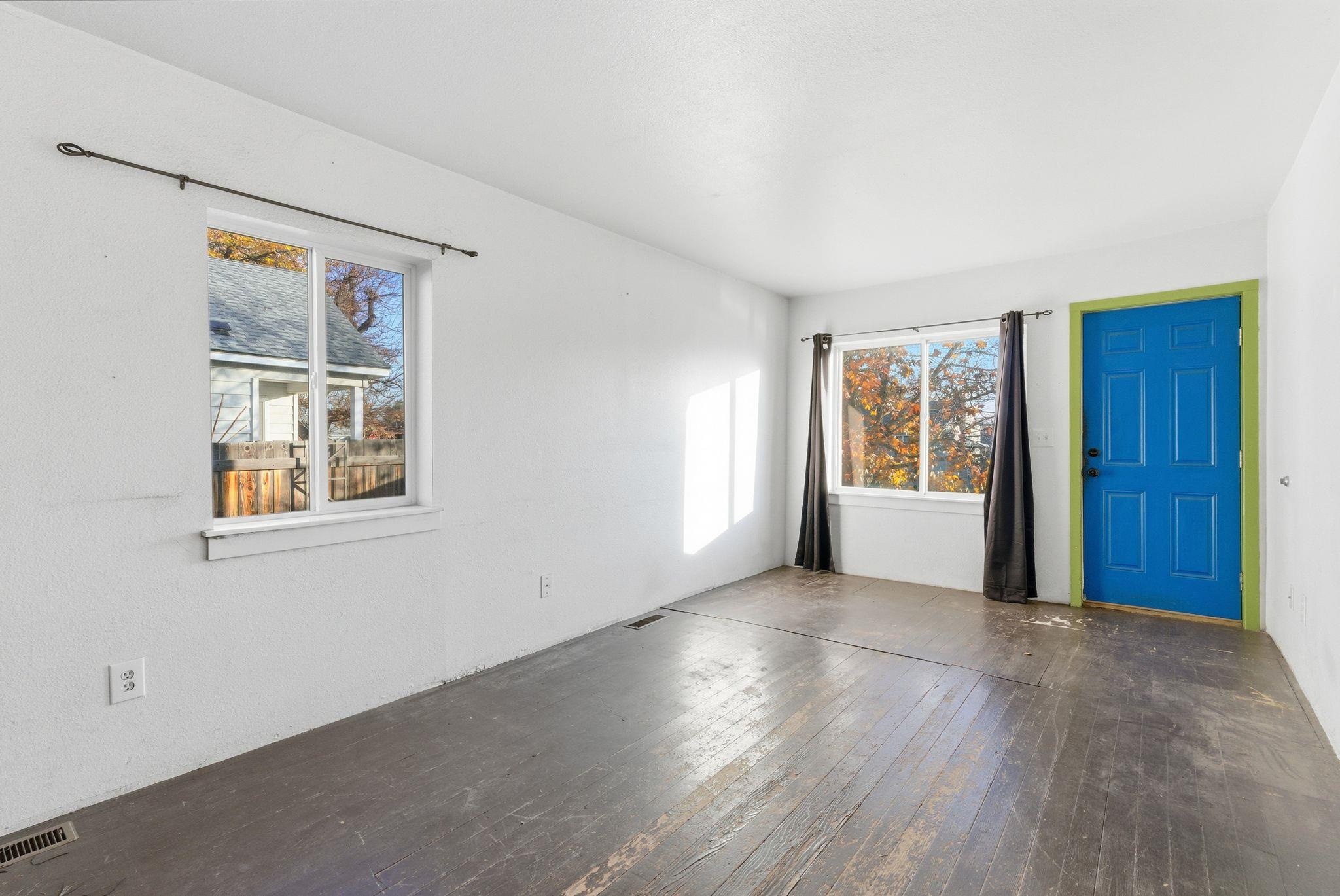 1313 East Walton Avenue Spokane, WA 99207 - Photo 6 of 32