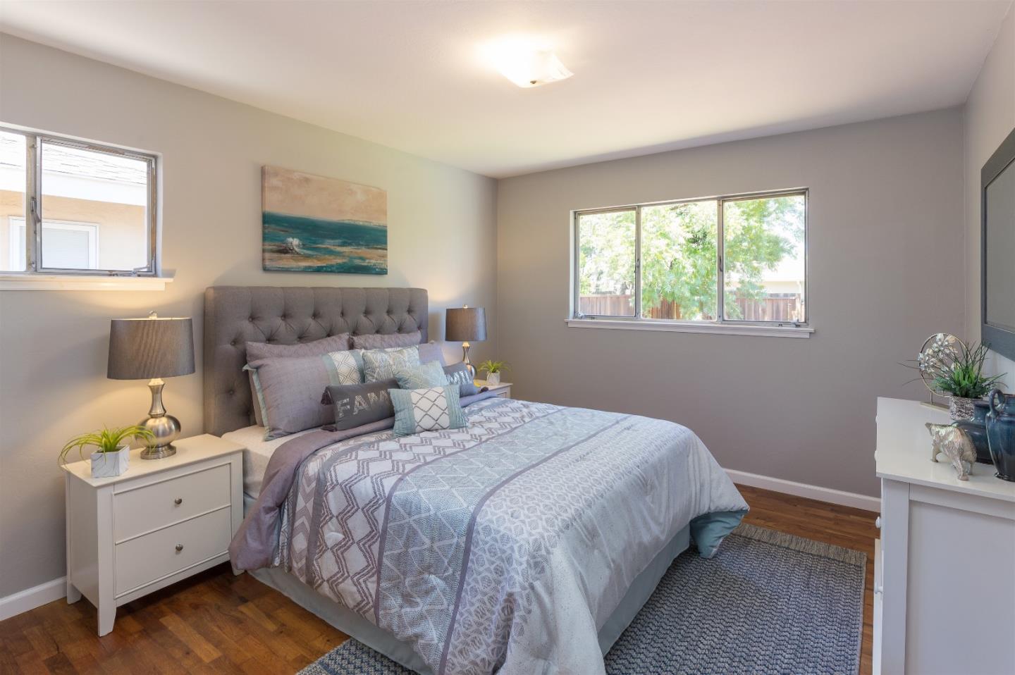 1030 West Riverside Way San Jose, CA 95129 - Photo 5 of 23 Gallery Image 5