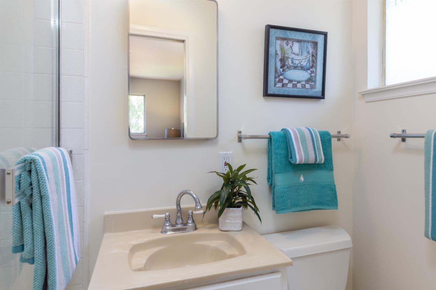 1030 West Riverside Way San Jose, CA 95129 - Photo 6 of 23 Gallery Image 6