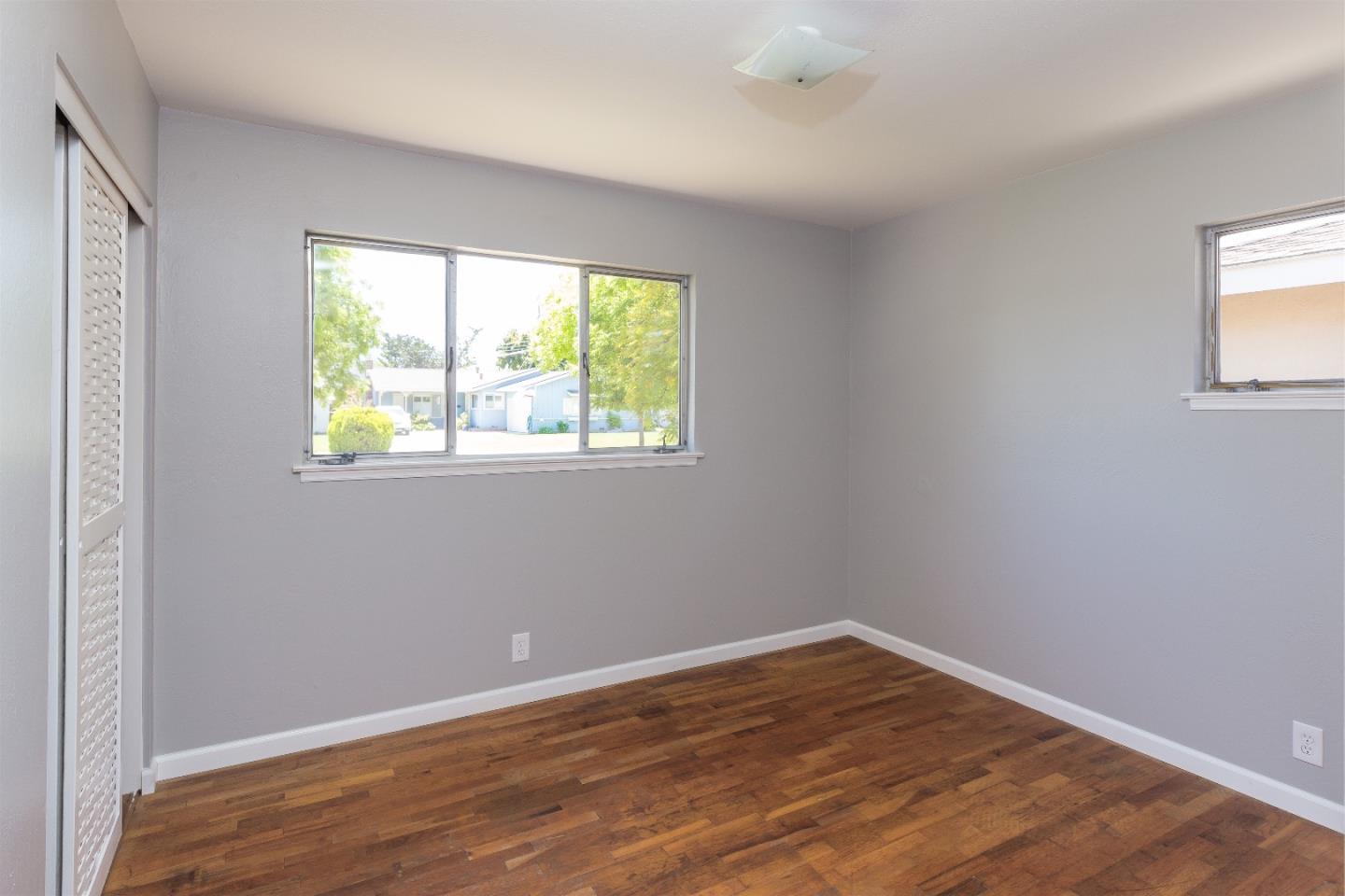 1030 West Riverside Way San Jose, CA 95129 - Photo 9 of 23 Gallery Image 9