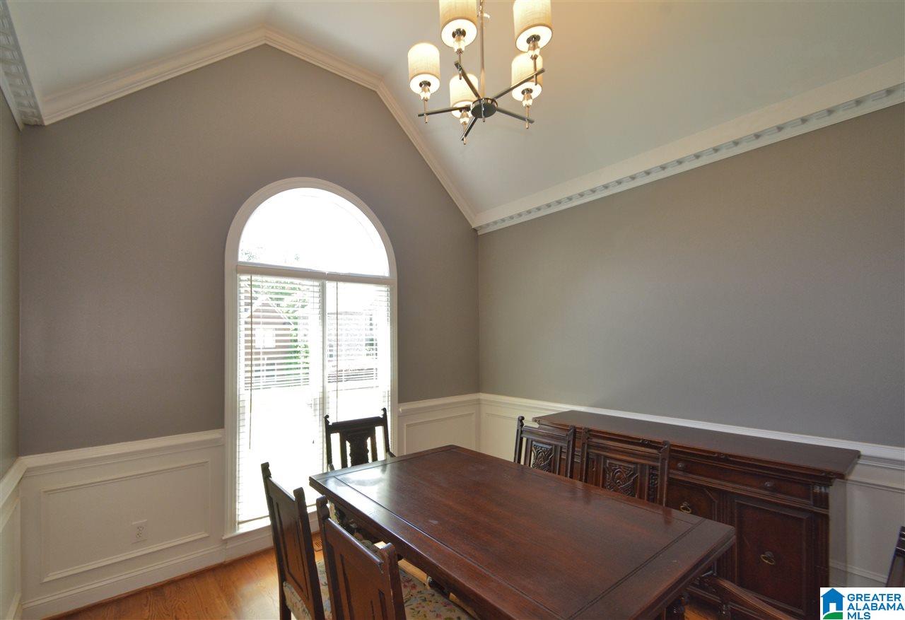 613 Meadow Ridge Drive Birmingham, AL 35242 - Photo 9 of 40