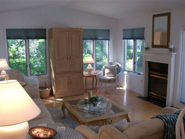 547 Dawson Road Bethlehem, NY 12054 - Photo 7 of 12 Photo 7