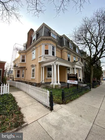 $1,800 | 50 East Court Street, Doylestown, PA 18901