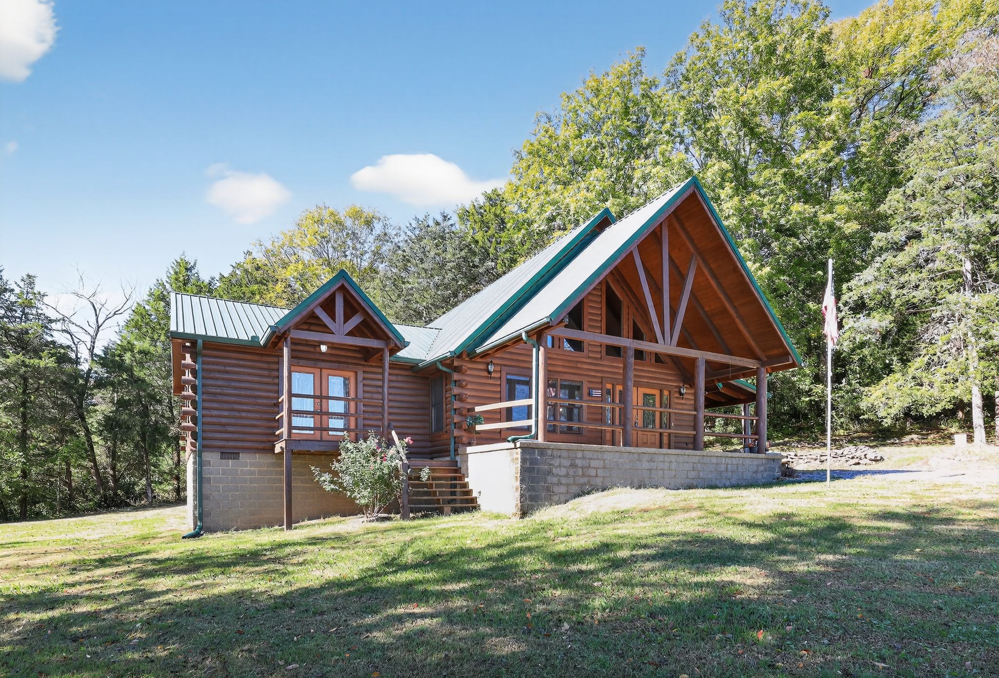1794 Roberts Road Watertown, TN 37184 - Photo 5 of 38 a view of a house with a yard