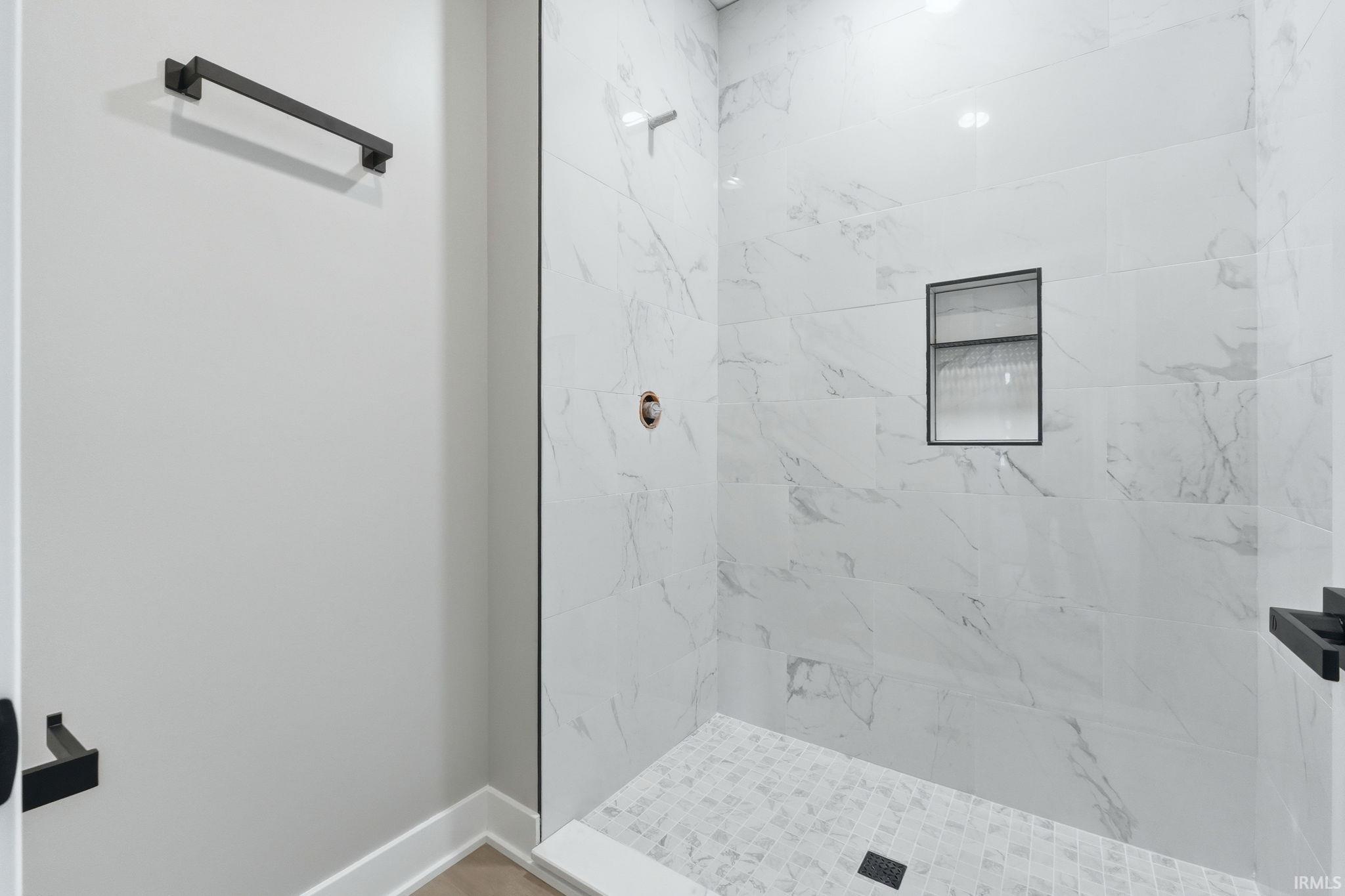 525 West Liberty Street Butler, IN 46721 - Photo 20 of 36