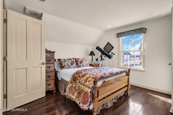 $1,499,000 | 112 Neptune Court, Mantoloking, NJ 08738