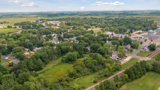 $184,999 | 1239 Newton Street, Baldwin, WI 54002