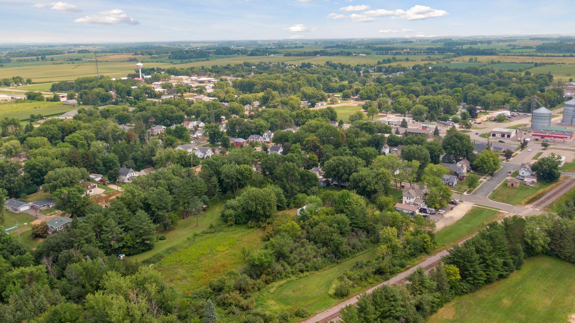1239 Newton Street Baldwin, WI 54002 - Photo 11 of 14