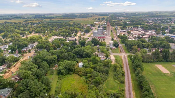 $184,999 | 1239 Newton Street, Baldwin, WI 54002