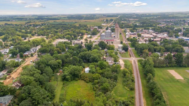 $184,999 | 1239 Newton Street, Baldwin, WI 54002