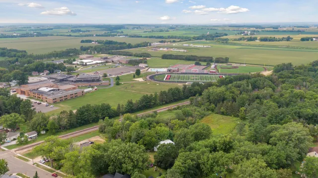 $184,999 | 1239 Newton Street, Baldwin, WI 54002