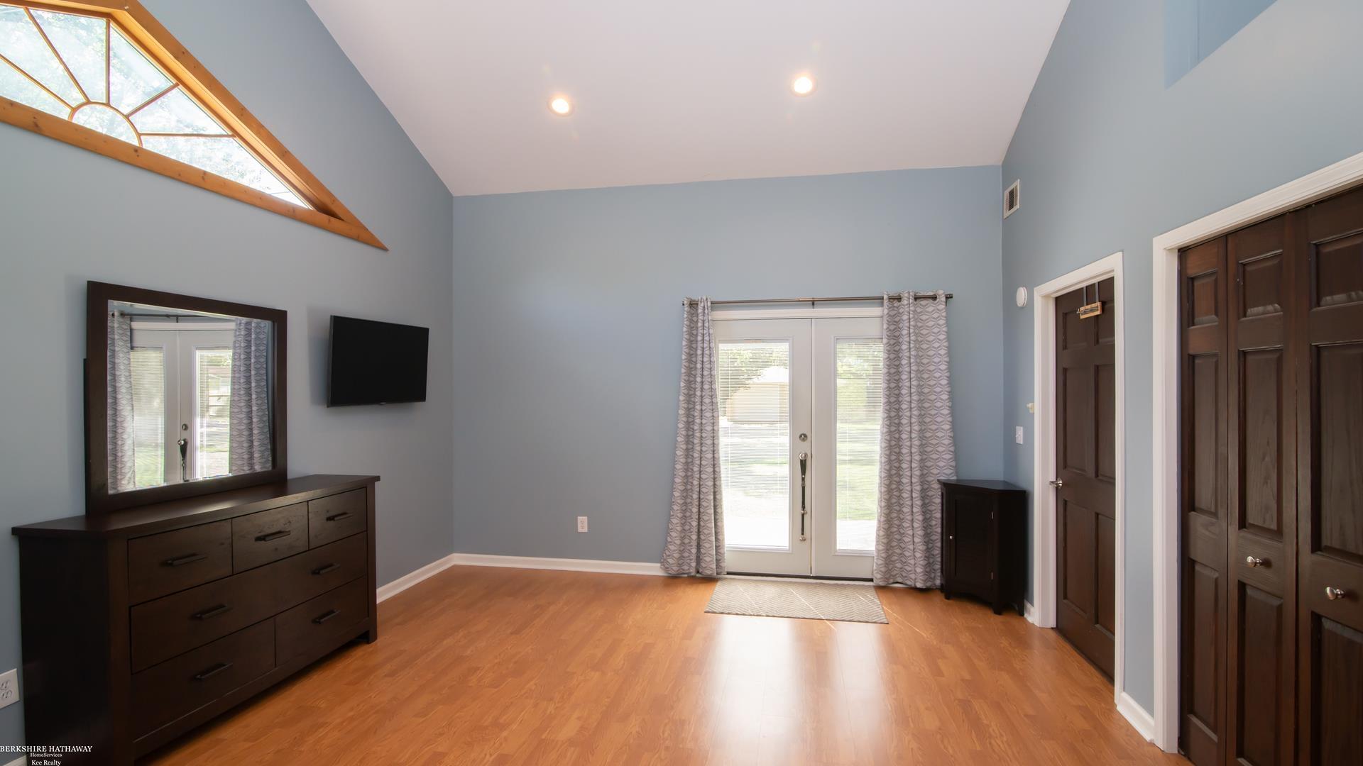 2540 Frankson Avenue Rochester, MI 48307 - Photo 27 of 37 50117180-26.JPG