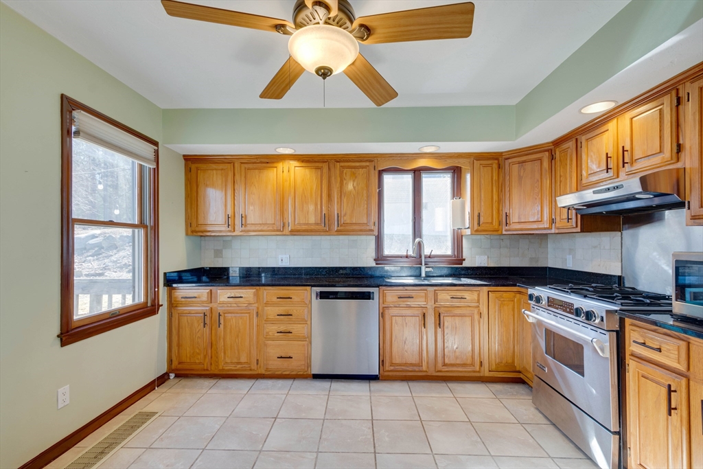 36 Grand Street Canton, MA 02021 - Photo 10 of 20 Gallery Image 10