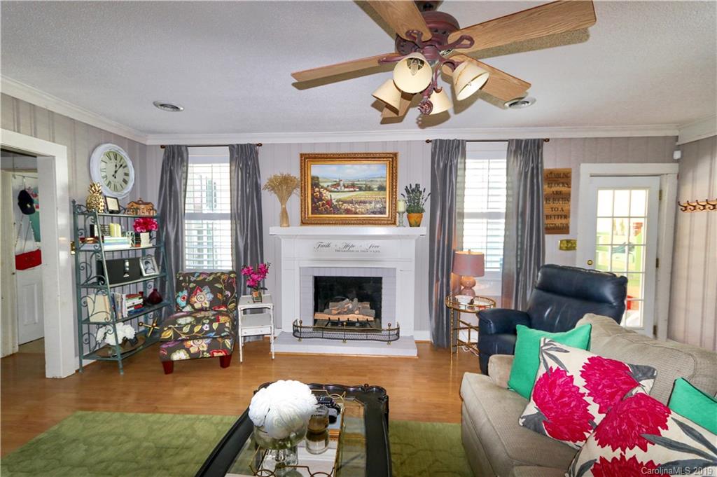 133 Green Valley Road Elkin, NC 28621 - Photo 15 of 31 Gallery Image 15