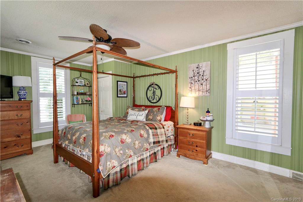 133 Green Valley Road Elkin, NC 28621 - Photo 27 of 31 Gallery Image 27